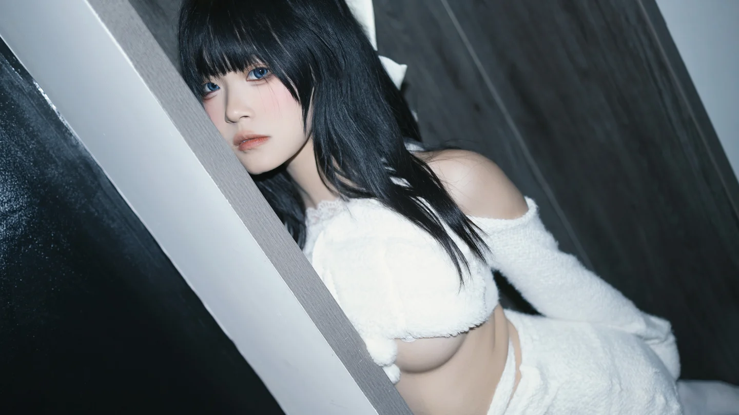 渡久山 - No.003 白色毛茸茸 [46P-274MB] tg@simisebaisi 【丝足阁】004.webp